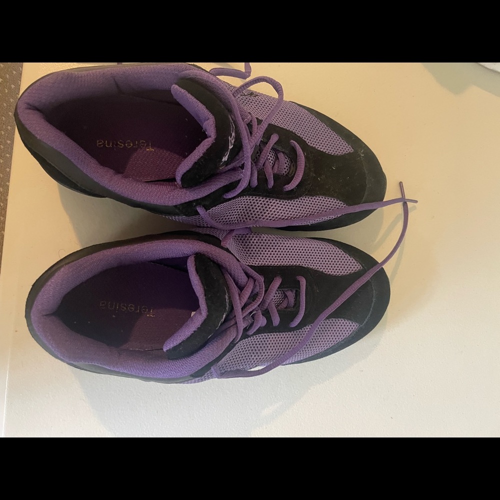Dancing shoes